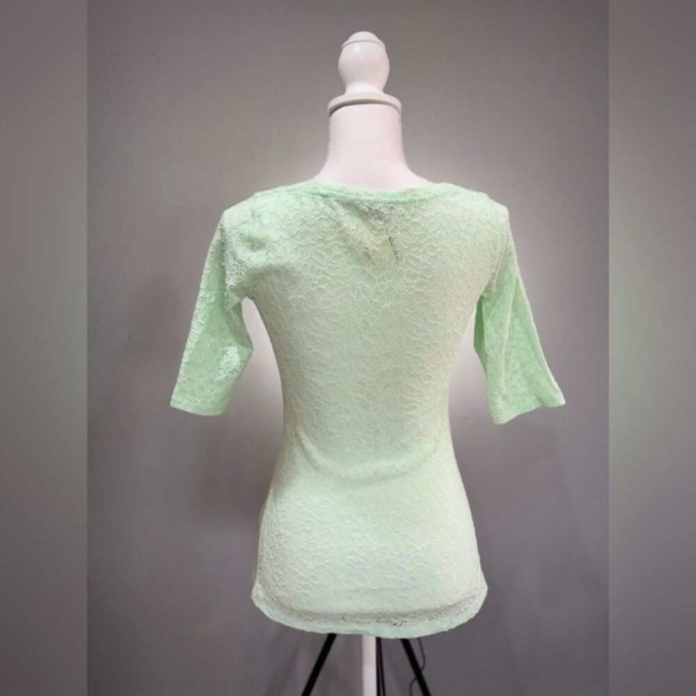 SALE! Mint Express Scoop Neck Half Sleeve Top Size S NWT - Picture 2 of 6